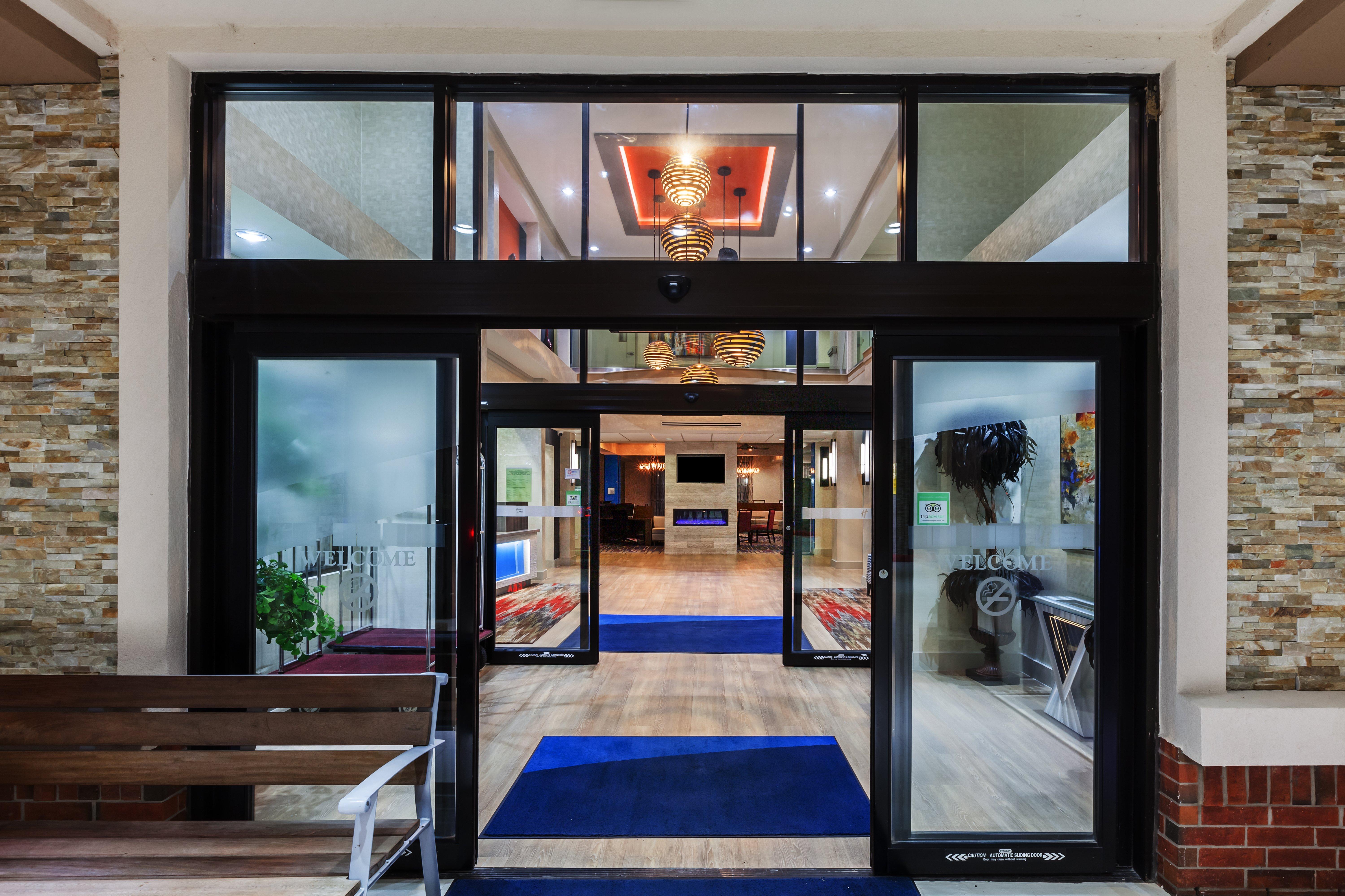 Holiday Inn Express & Suites Houston East By Ihg Εξωτερικό φωτογραφία