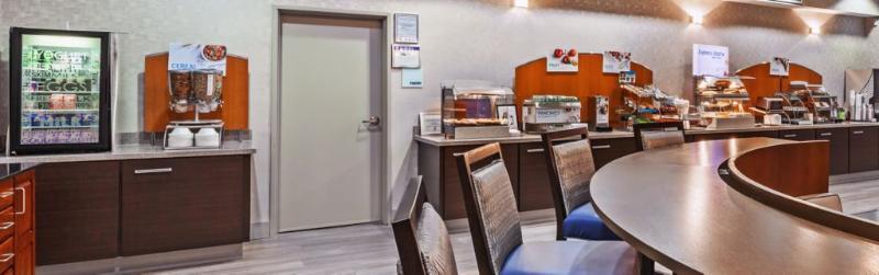 Holiday Inn Express & Suites Houston East By Ihg Εξωτερικό φωτογραφία